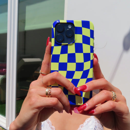 How to Clean Your iPhone Case